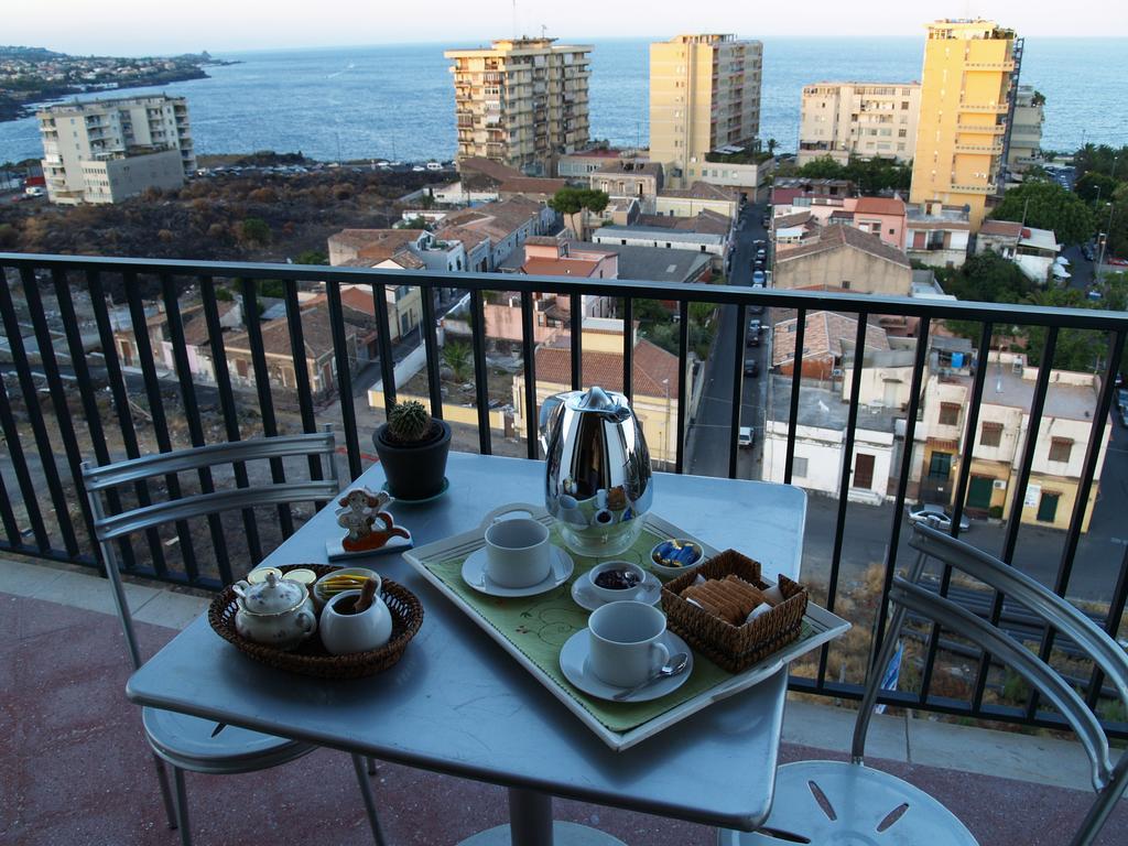 B&B Lognina Lungomare Catania Kültér fotó