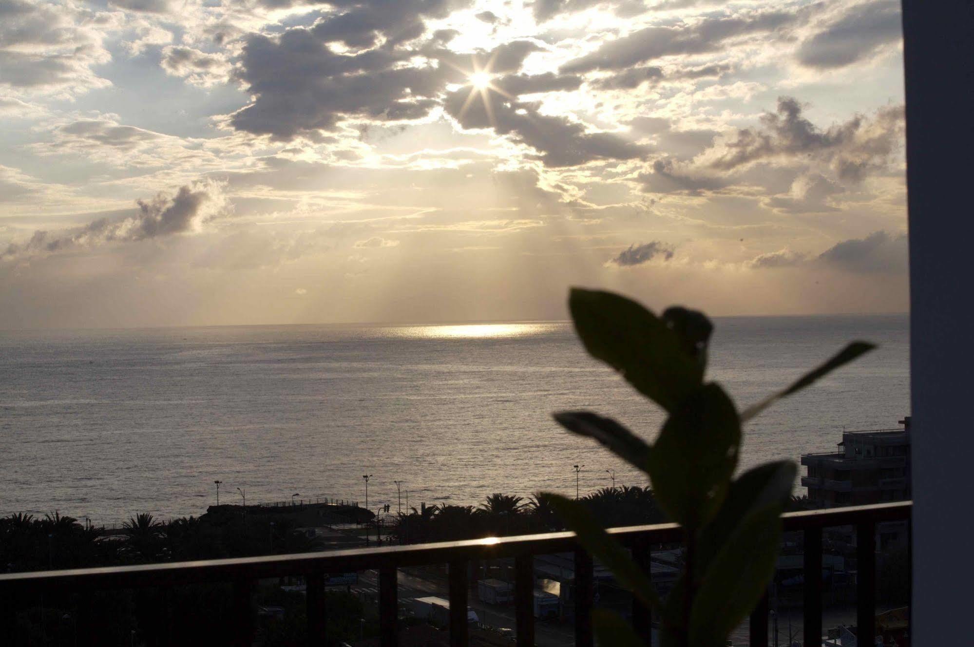 B&B Lognina Lungomare Catania Kültér fotó